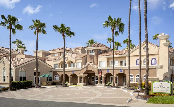 atria-newport-plaza-92663