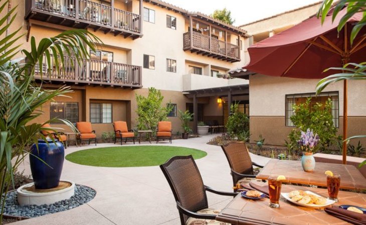 atria-del-rey-91730-1363460_6