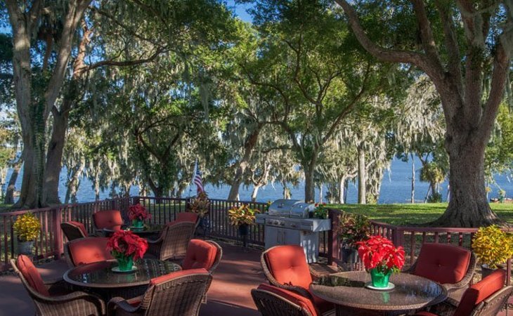 lakeshore-assisted-living-33592-1363661_2