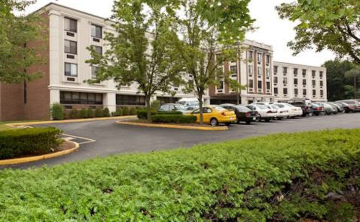 park-crescent-healthcare-rehabilitation-center	-07017