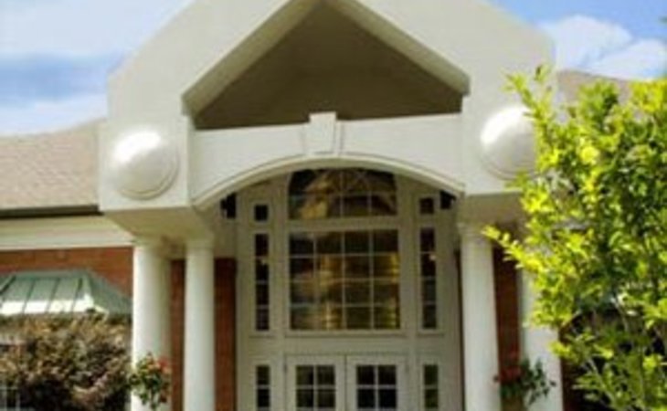 mcknight-place-assisted-living-63124