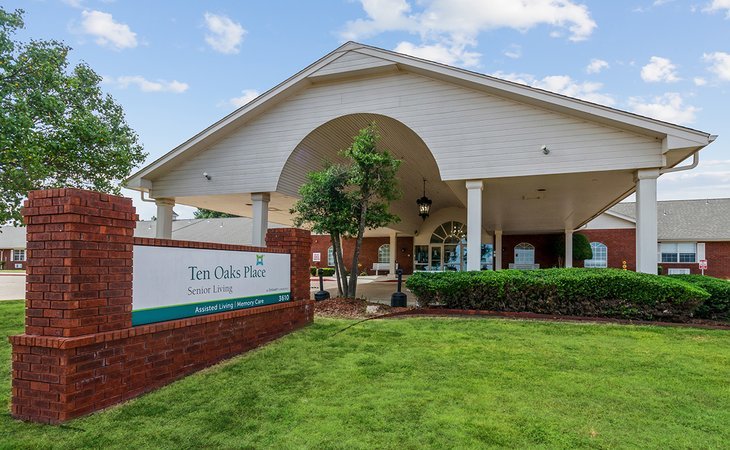 ten-oaks-place-73501