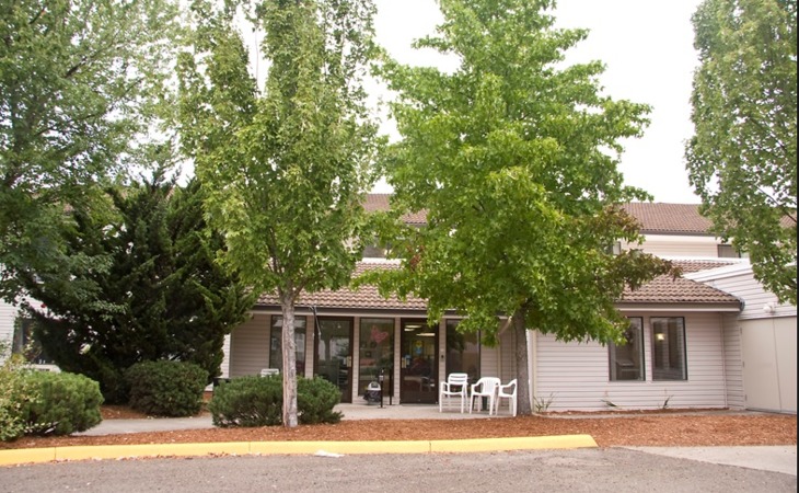 churchill-estates-retirement-community-97405-1364013_5