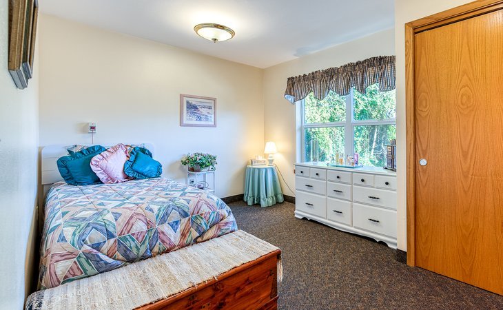 forest-grove-beehive-assisted-living-and-memory-care-97116-1364017_6