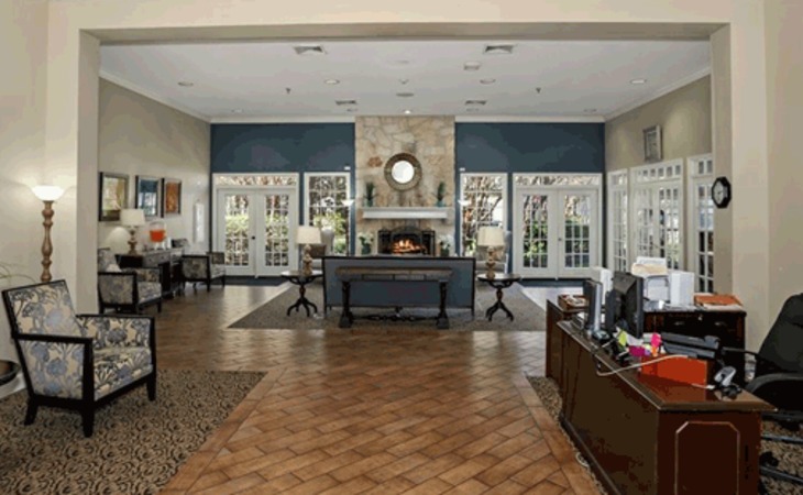 lewis-park-estates-senior-living-77304-1364174_2