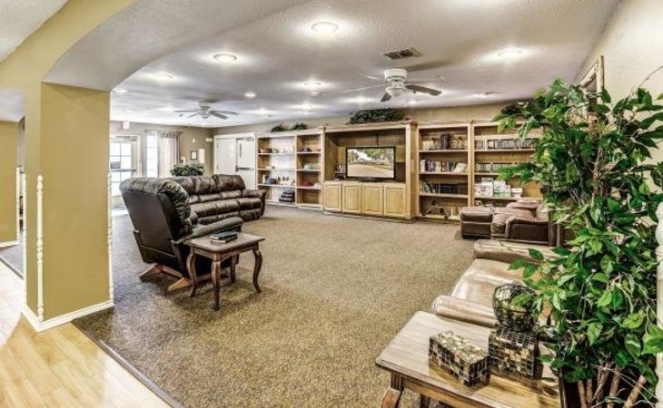 laurel-glen-at-stephenville-assisted-living-memory-care-76401-1364227_5