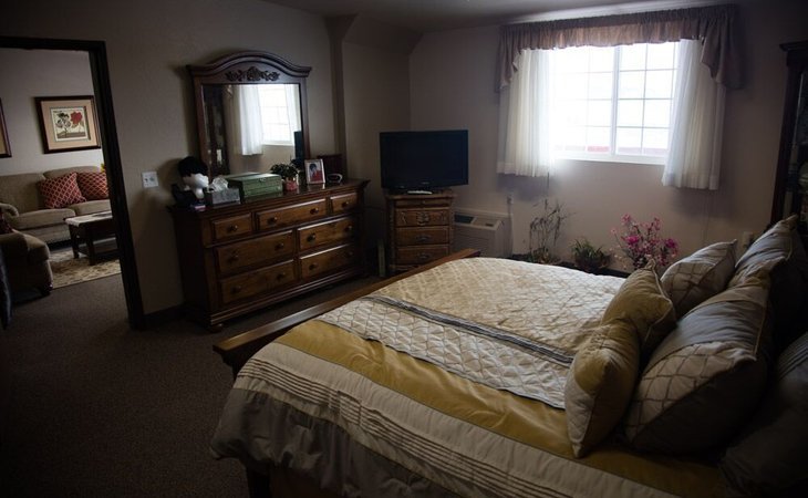 apple-village-assisted-living-84040-1364236_9