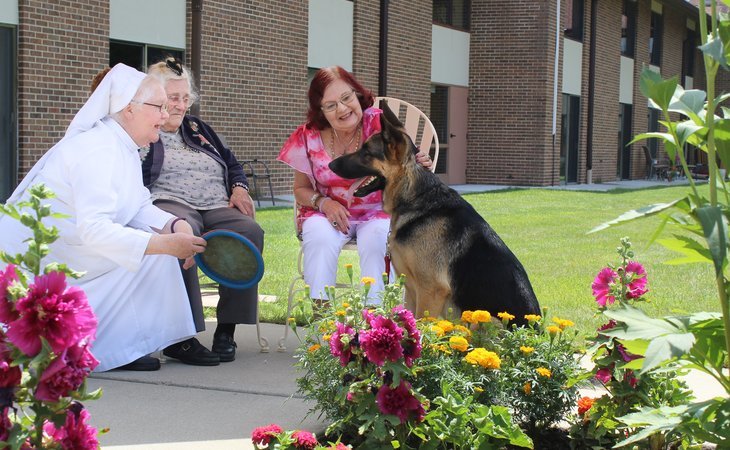 st-monica-s-senior-living-53404-1364338_8