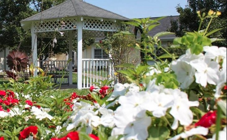 sweetbriar-25064
