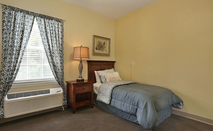 sodalis-tampa-33618-1364424_7