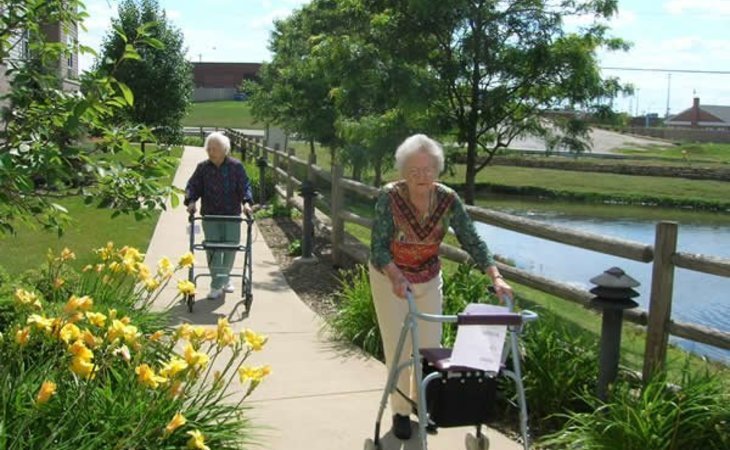 willow-falls-senior-living-60403-1364434_4