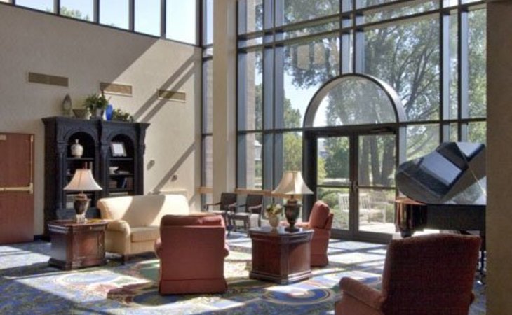 parkshore-senior-campus-55416-1364455_6
