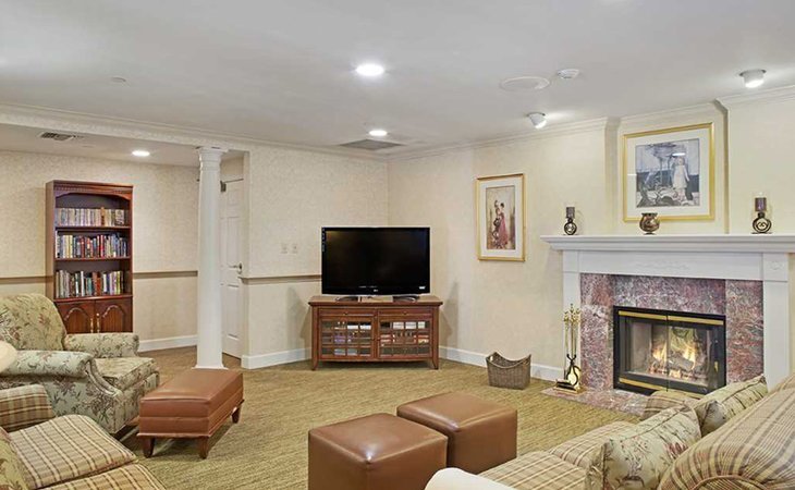 bickford-of-worthington-43085-1364466_3