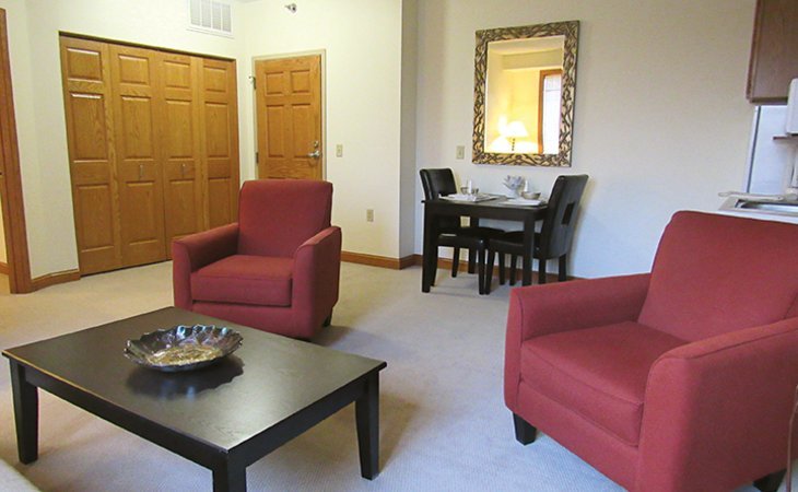 roitenberg-family-assisted-living-residence-55426-1364494_2