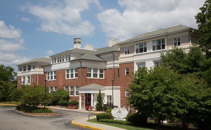 academy-point-at-mystic-06355