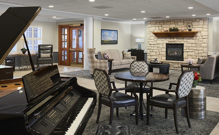 belmont-village-oak-park-60302-1364653_3