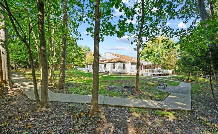 fox-trail-memory-care-living-at-hillsdale-east-07642-1364696_4