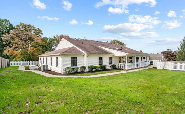 fox-trail-memory-care-living-at-park-ridge-07656