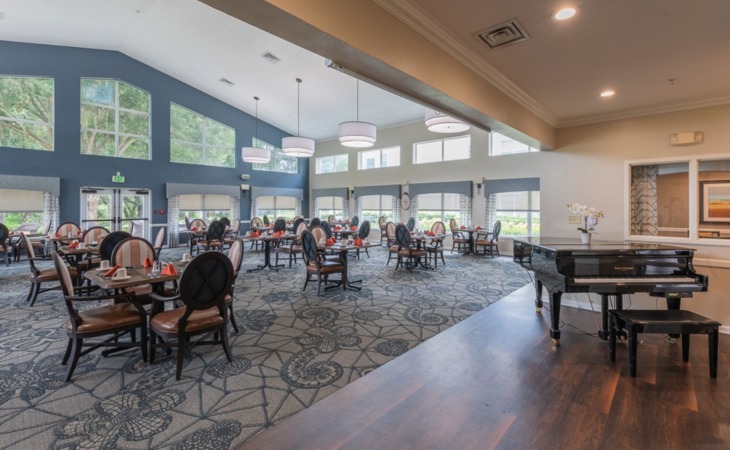 the-colonnade-at-beckett-lake-33782-1364761_2