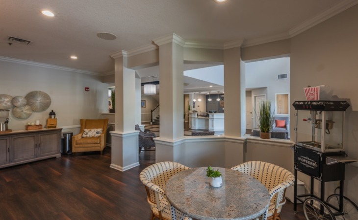 the-colonnade-at-beckett-lake-33782-1364761_4