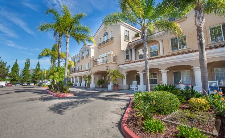 torrey-pines-assisted-senior-living-92130