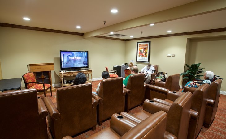 pacifica-senior-living-escondido-92027-1364783_5