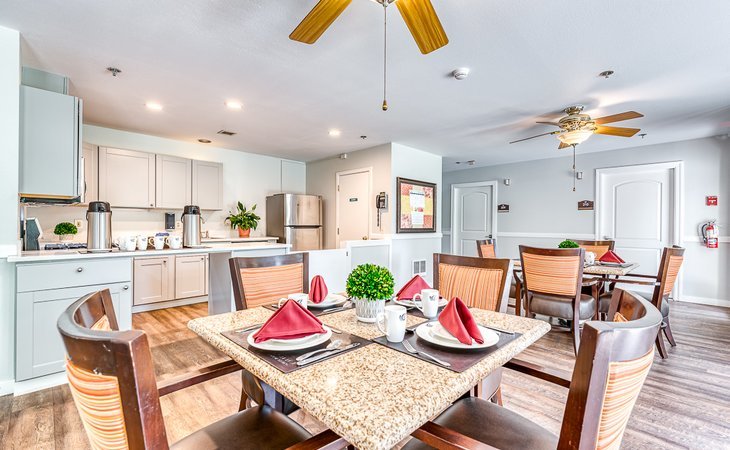 pacifica-senior-living-lynnwood-98037-1365252_8