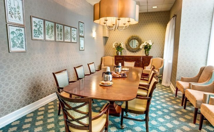 emerald-city-senior-living-98115-1365395_8