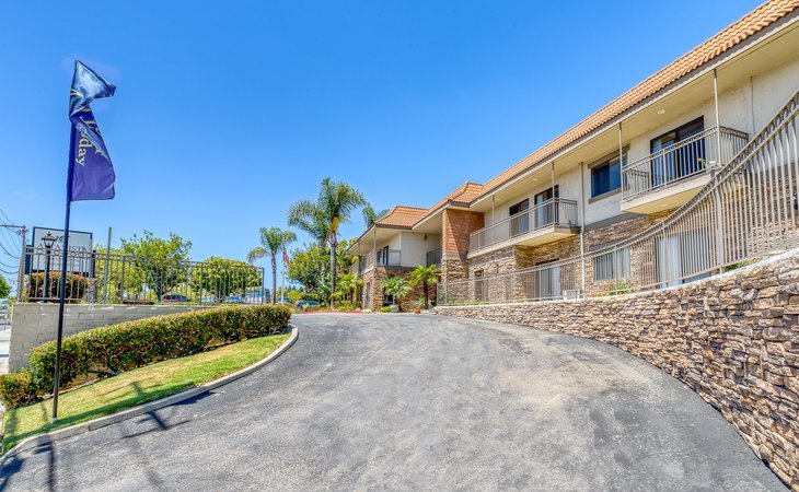 alta-vista-senior-living-92083-1365439_3