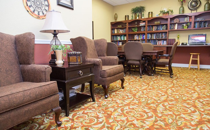 summit-hill-senior-living-55119-1365607_5
