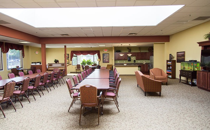 summit-hill-senior-living-55119-1365607_7