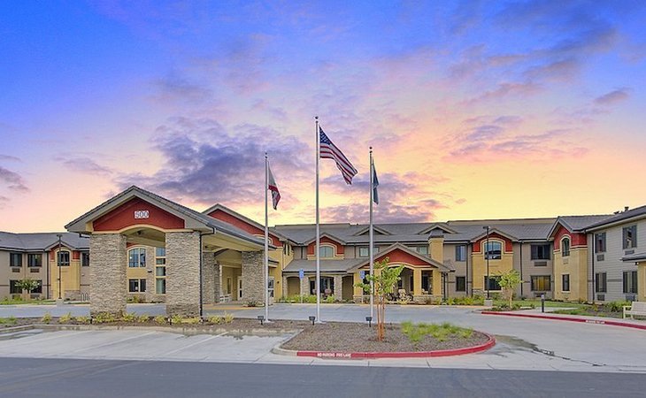 the-pines-a-merrill-gardens-community-95765