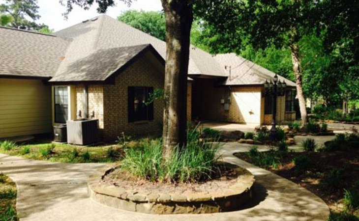sunrise-senior-care-home-77301