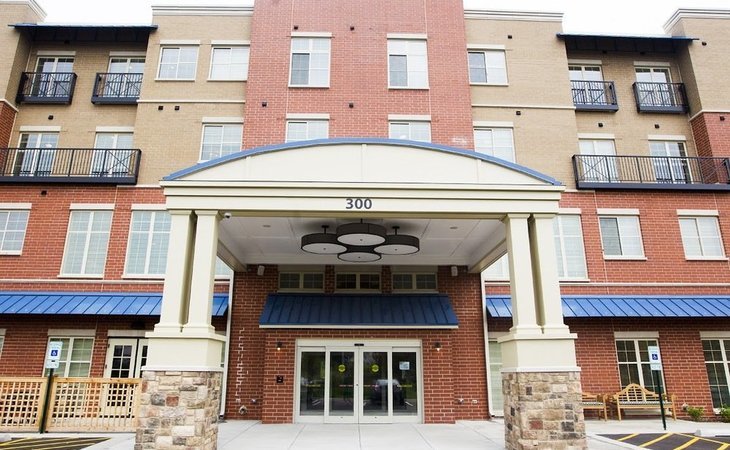 lombard-place-assisted-living-memory-care-60148