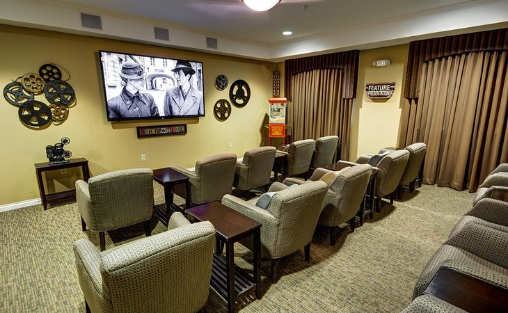 meadow-brook-senior-living-46038-1366083_8
