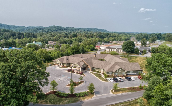 dominion-senior-living-of-bristol-37620-1366152_11