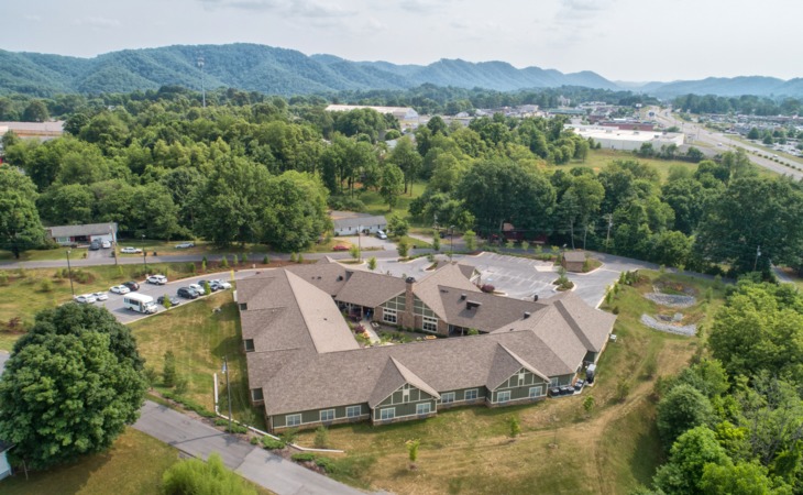 dominion-senior-living-of-bristol-37620-1366152_12