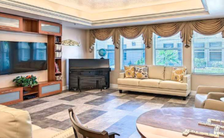 courtyard-plaza-33169-1366170_3