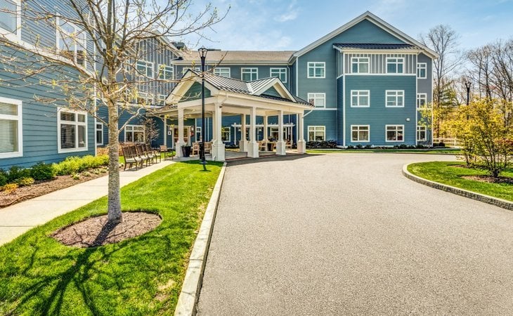 benchmark-senior-living-on-clapboardtree-02062