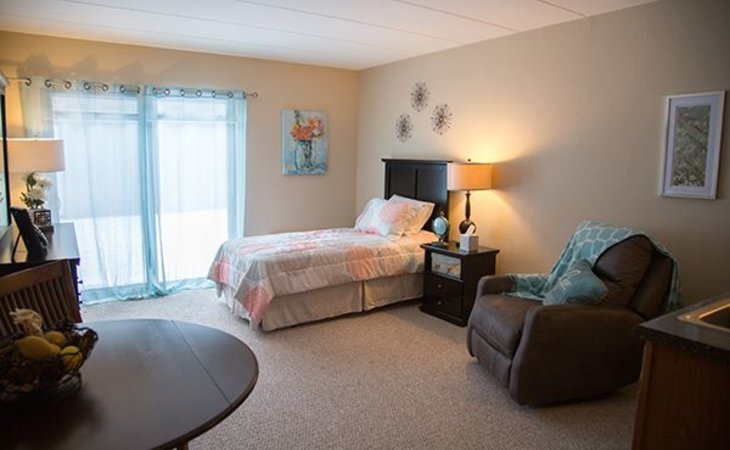maple-hill-senior-living-55109-1366444_8