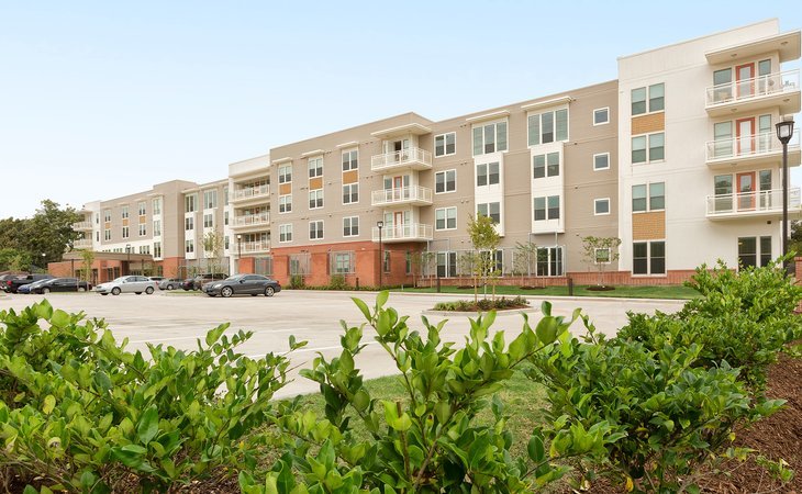 the-village-of-the-heights-77008-1366565_3