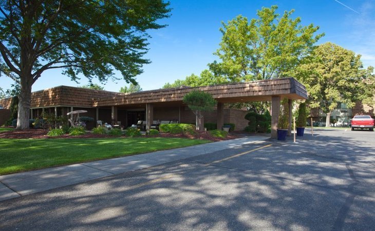 tri-cities-retirement-inn-99301