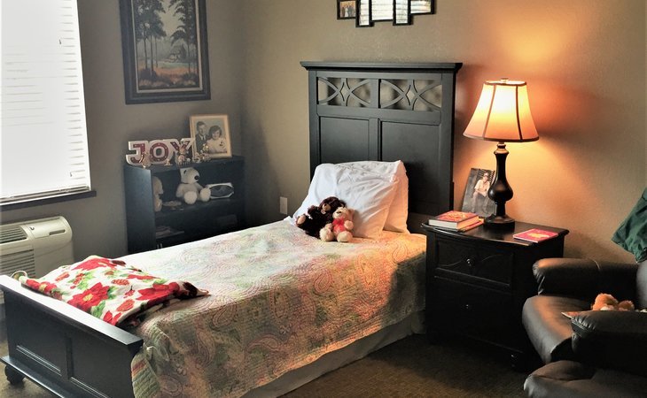 the-koselig-house-assisted-living-and-memory-care-53532-1366830_5