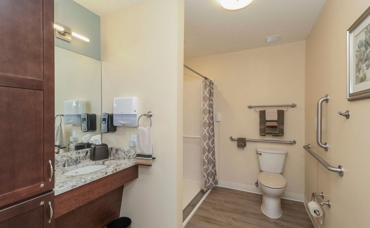whisper-woods-of-smithtown-11787-1366890_9
