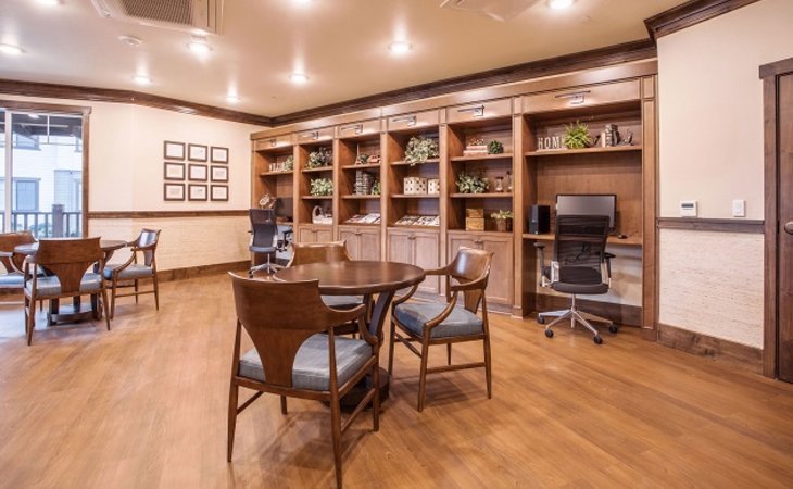loma-clara-senior-living-95037