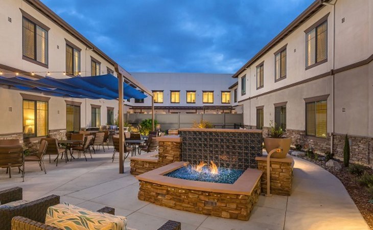 loma-clara-senior-living-95037-1367017_11