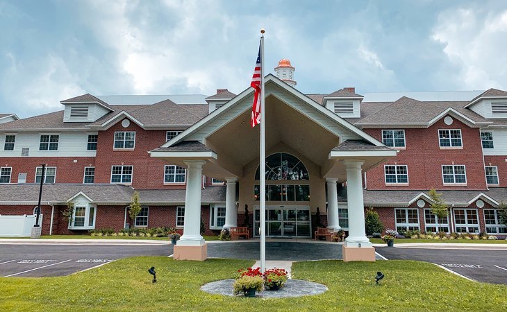 south-hills-square-retirement-community-now-open-15234