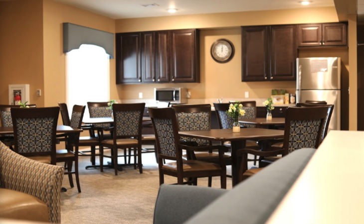 south-mountain-memory-care-18049-1367338_5