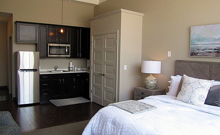 the-mansion-on-main-47150-1367927_1