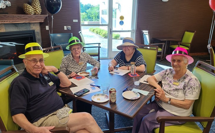 evergreen-crossings-retirement-community-06074-1368145_2